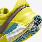 รองเท้าเทนนิสฮาร์ดคอร์ทผู้ชาย Nike GP Challenge 1 Premium