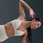 ナイキ フォーム ウィメンズ ライトサポート パッディド トライアングル スポーツブラ