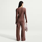 Playera de manga larga de tela de canalé ajustada para mujer Nike Sportswear