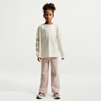 Nike Sportswear extragroßes Langarm-T-Shirt für ältere Kinder (Mädchen)