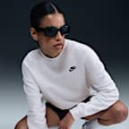 Nike Sportswear Club Fleece Women's Loose Crew-Neck Sweatshirt