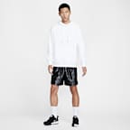 เสื้อมีฮู้ดบาสเก็ตบอลผู้ชายแบบสวม Dri-FIT Standard Issue Kobe