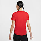 Nike Sportswear Essentials 女款標誌 T 恤