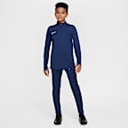 Nike Academy Older Kids' Dri-FIT Long-Sleeve 1/4-Zip Football Drill Top