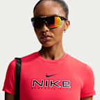 Kortærmet Nike Sportswear-T-shirt til kvinder