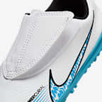 Nike Jr. Mercurial Vapor 15 Club Younger Kids' Turf Low-Top Football Shoes