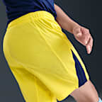 Tottenham Hotspur 2025/26 Stadium Third Older Kids' Nike Dri-FIT Total 90 Football Replica Shorts