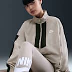 Leggings de cintura alta con gráficos para mujer Nike Sportswear Classics