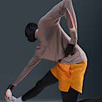 Shorts de correr Dri-FIT con forro de ropa interior de 13 cm para hombre Nike Stride "Eliud Kipchoge"