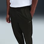 Nike Club Men's Woven Tapered Pants