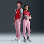 Medium Soft Pink/White
