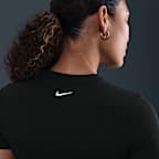 Nike Sportswear enges, kurz geschnittenes T-Shirt für Damen