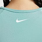 Nike Pro 女款 Dri-FIT 短袖短版圖樣上衣