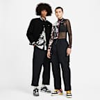 Nike Sportswear Essential Pantalones cargo tejidos de tiro alto para mujer