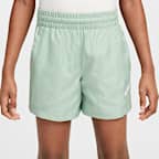 Nike Sportswear Club Older Kids' 11.5cm (approx.) Woven Shorts