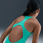 Traje de baño de una pieza con espalda deportiva para niña talla grande Nike Swim Effortless Essential
