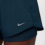 Shorts 2 en 1 Dri-FIT de tiro alto de 8 cm para mujer Nike One
