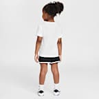 Conjunto de shorts de 2 piezas Dri-FIT Just Believe infantil Nike
