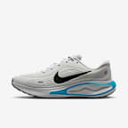 Off White/Vast Grey/College Grey/Dark Smoke Grey