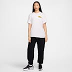 Nike Sportswear 女款寬鬆短袖 T 恤