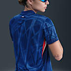 Chelsea FC 2025/26 Stadyum İç Saha Nike Dri-FIT Kadın Futbol Taraftar Forması