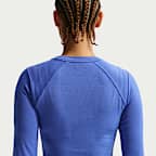 Playera de manga larga de tela de canalé ajustada para mujer Nike Sportswear Chill Knit