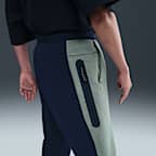Nike Tech Men's Colour-Block Open-Hem Fleece Trousers