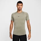 Nike Pro Men's Dri-FIT Tight Short-Sleeve Fitness Top