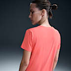 Playera de correr de manga corta Dri-FIT para mujer Nike One Swoosh