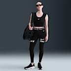 Black/White