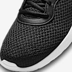 Nike Tanjun Men's Shoes