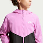 Chamarra Repel con gorro para niños talla grande Nike Sportswear Windrunner