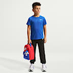 Playera Legend para niños talla pequeña Nike Dri-FIT