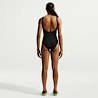 Traje de baño de una pieza con cuello en forma de U con textura Shoreline para mujer Nike Swim