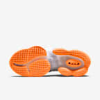 Chaussure de basket LeBron 19