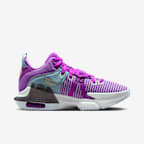 LeBron Witness 7 EP Basketball Shoes