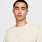 เสื้อยืดแขนยาวผู้ชาย Nike Sportswear Premium Essentials