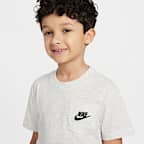 ナイキ スポーツウェア リトルキッズ ポケット Tシャツ アンド フレンチ テリー ショートパンツ セットアップ