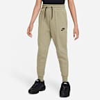 Neutral Olive/Black/Black