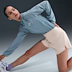 Shorts de correr Dri-FIT con forro de ropa interior para mujer Nike Trail