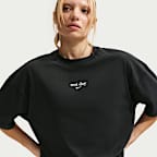 Nike Women's Oversized Dri-FIT Short-Sleeve T-Shirt