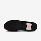 Nike College Air Max Verse (UConn) Men's Shoes