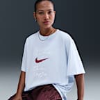 Playera de ajuste holgado para mujer Nike Sportswear Essentials