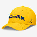 Michigan Classic Swooshflex Men's Jordan Brand Dri-FIT College Hat - Maize