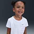 Conjunto de playera y shorts de malla infantil Nike Wild Flower