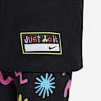 Nike Sportswear Older Kids' T-Shirt