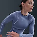 Playera de manga larga Dri-FIT para mujer Nike One Fitted