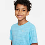 Nike Dri-FIT Miler Older Kids' (Boys') Training Top