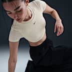 Nike Sportswear Classic Women's Light-Support Baby Tee Bra