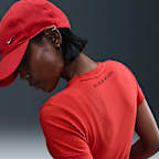 Damski T-shirt o przylegającym kroju Nike Sportswear Shox